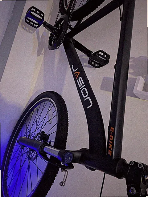 Jasion Ebike eb5 conditon good Minus Battery, Bars, Seat, And Display.